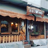 لوگوی رستوران ایتالیایی بلوط